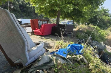 Plajdaki çadır ve barakalar kaldırıldı 