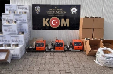 Polisten iki ilçede uyuşturucu ve kaçakçılık operasyonu: 4 gözaltı 