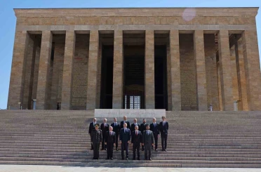 Polonya Cumhurbaşkanı Nawrocki, Anıtkabir’i ziyaret etti 