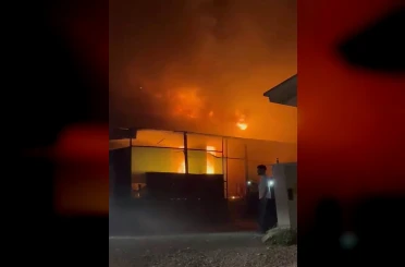 Prefabrik evlerde korkutan yangın 
