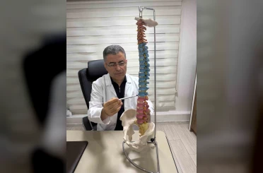 Prof. Dr. İrfan Koca: "Bel fıtığı artık gençlerin de sorunu" 