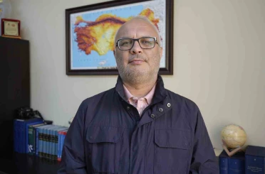Prof. Dr. Nafiz Maden: "Mavi Vatan Yasası Türkiye’nin denizlerdeki haklarını güçlendirecek" 