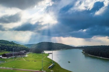 Profesyonel futbol kulüpleri yeni sezon kampı için Düzce’yi tercih ediyor 