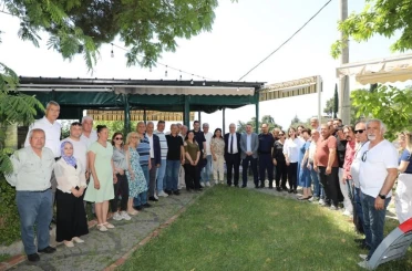 Protokol ve muhtarlar Altınoluk’ta bir araya geldi 