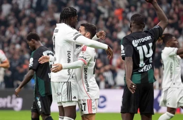 Rafa Silva gollerine devam ediyor 