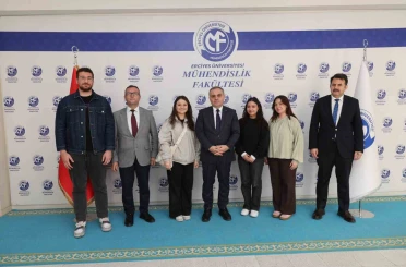 Rektör Altun, IEEE Kulübü öğrencileri ile bir araya geldi 