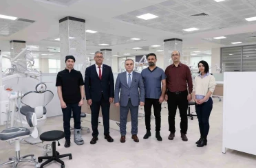 Rektör Altun, Yeni Diş Hastanesi Binası’nı inceledi 