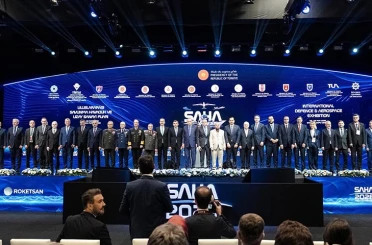 Rektör Çakmak, SAHA 2026’da savunma sanayii temsilcileriyle bir araya geldi 