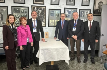 Rektör Hacımüftüoğlu, Avrupa Üniversiteler Birliği Konferansında stratejik anlaşmalara imza attı 