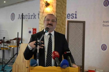 Rektör Hacımüftüoğlu; "Üniversite-basın iş birliğini güçlendirmeyi önemsiyoruz" 