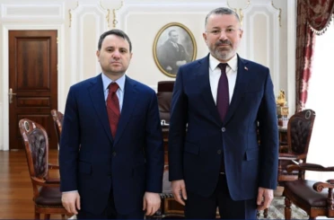 Rektör Kırışık’tan Adalet Bakanı Akın Gürlek’e ziyaret 
