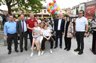 Rengarenk balonlar DMD kas hastası Görkem Efe için gökyüzüne bırakıldı 