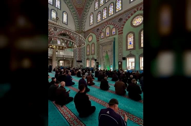 Reşadiye Camii’nde 18 Mart Şehitleri Anma Programı düzenlendi 