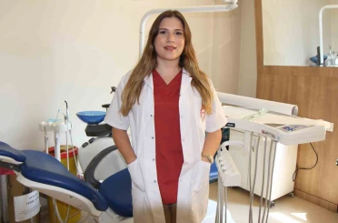 Restoratif diş tedavisi dişleri koruyarak iyileştiriyor 