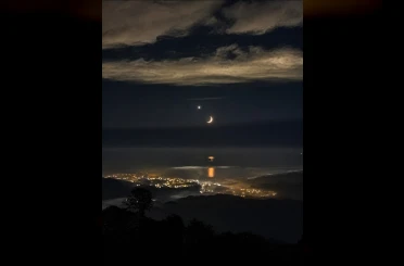 Rize semalarında ay yıldızlı eşsiz görüntü 