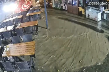 Rize’de sel böyle geldi 
