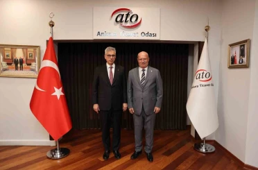 Sağlık Bakanı Memişoğlu "Sağlıkta Z-İnovasyon Zirvesi"nde gençlerle buluştu 