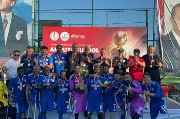 Şahinbey Ampute’den tarihi başarı: 3 kupa birden 