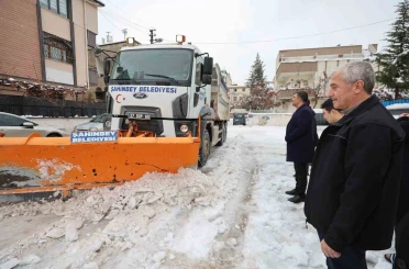 Şahinbey Belediyesi ekipleri 7/24 sahada 