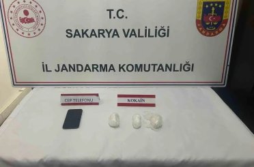 Sakarya’da 4 ilçede uyuşturucu operasyonu: 1 milyonluk kokain ele geçirildi 