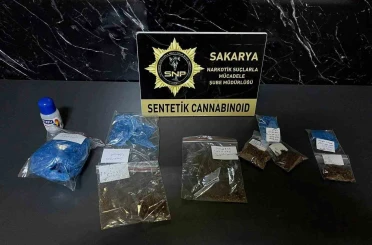 Sakarya’da uyuşturucu operasyonunda yakalanan 2 şüpheli tutuklandı 