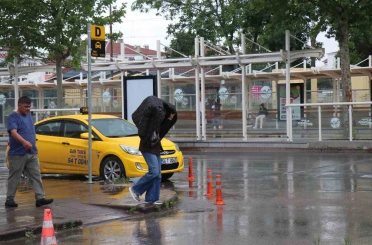 Sakarya’da yağış hayatı olumsuz etkiledi 