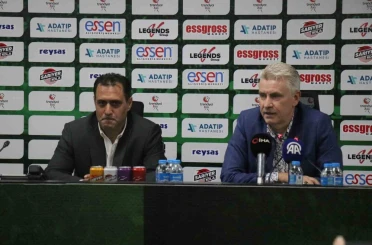 Sakaryaspor’da Serhat Sütlü için imza töreni düzenlendi 