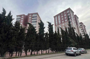 Saldırıyı gerçekleştiren öğrencinin ailesinin yaşadığı sitede sessizlik hakim 