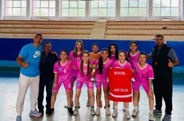 Salihli Sosyal Bilimler Lisesi’nden çifte şampiyonluk 