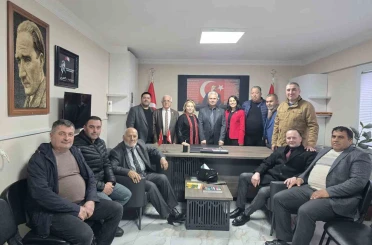 Salihlili muhtarlar yeni başkanını seçti 