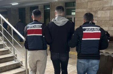 Samsun’da 14 yıl hapis cezasıyla aranan dolandırıcı yakalandı 