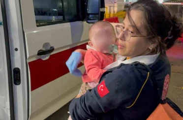 Samsun’da ev yangını: Anne ve 6 aylık bebeği hastanelik oldu 