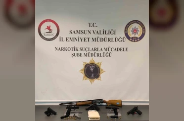 Samsun’da narkotik operasyonu: Silah ve uyuşturucu ele geçirildi 