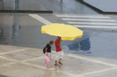 Samsun’da sağanak yağış manzaraları 