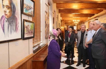 Sanat Merkezi’nde karma resim sergisi açıldı 