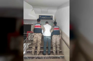 Şanlıurfa’da 6 yıl kesinleşmiş hapis cezası bulunan firari yakalandı 