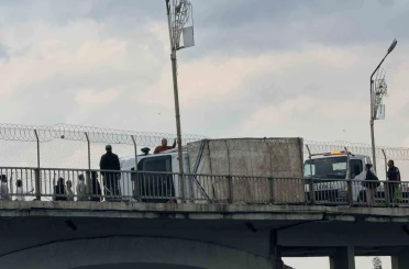 Şanlıurfa’da fırtına ve dolu hayatı felç etti 