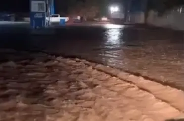 Şanlıurfa’da sağanak su baskınlarına neden oldu
