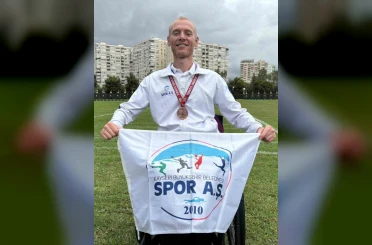Şehit Kemikkıran’dan bronz madalya 