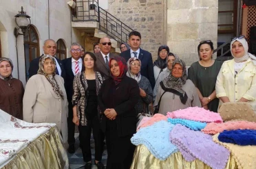 Şehit ve gazi ailelerinden hayır çarşısı 
