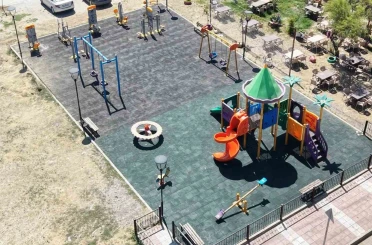 Şehzadeler’in parklarında yenileme çalışmaları devam ediyor 