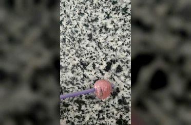 Şekerin içinden taş çıktı 