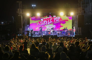 Selçuklu Belediyesi Sanat Akademisi’nden unutulmaz 2000’ler Türkçe pop konseri