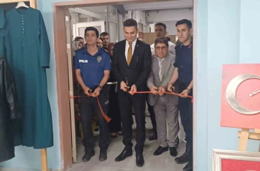 Selendi Halk Eğitim Merkezinin sergisi göz doldurdu 