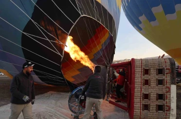 Sıcak hava balonlarına rüzgar engeli 