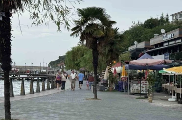 Sıcak havayı gören sahile koştu 