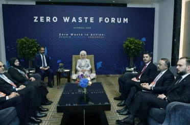 Sıfır Atık Forumu’nda Emine Erdoğan’dan önemli görüşmeler 