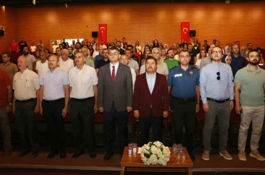 Siirt’te bağımlılıkla mücadele için farkındalık sempozyumu düzenlendi 