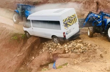 Siirt’te şiddetli yağış hayatı olumsuz etkiledi 