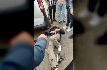 Siirt’te transit araçla çarpışan motosikletli yaralandı 